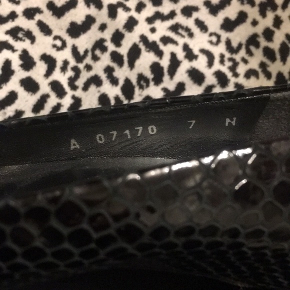 Stuart Weitzman Lace Peep Toe Platform Heels Black Stuart Weitzman NARROW croc peep toe heels